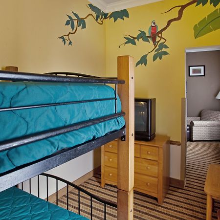 Holiday Inn Express Hotel & Suites Byron By Ihg Dış mekan fotoğraf