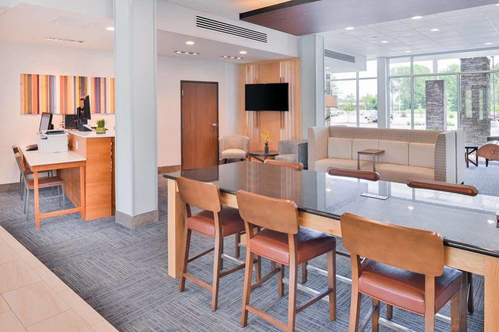 Holiday Inn Express Hotel & Suites Byron By Ihg Dış mekan fotoğraf