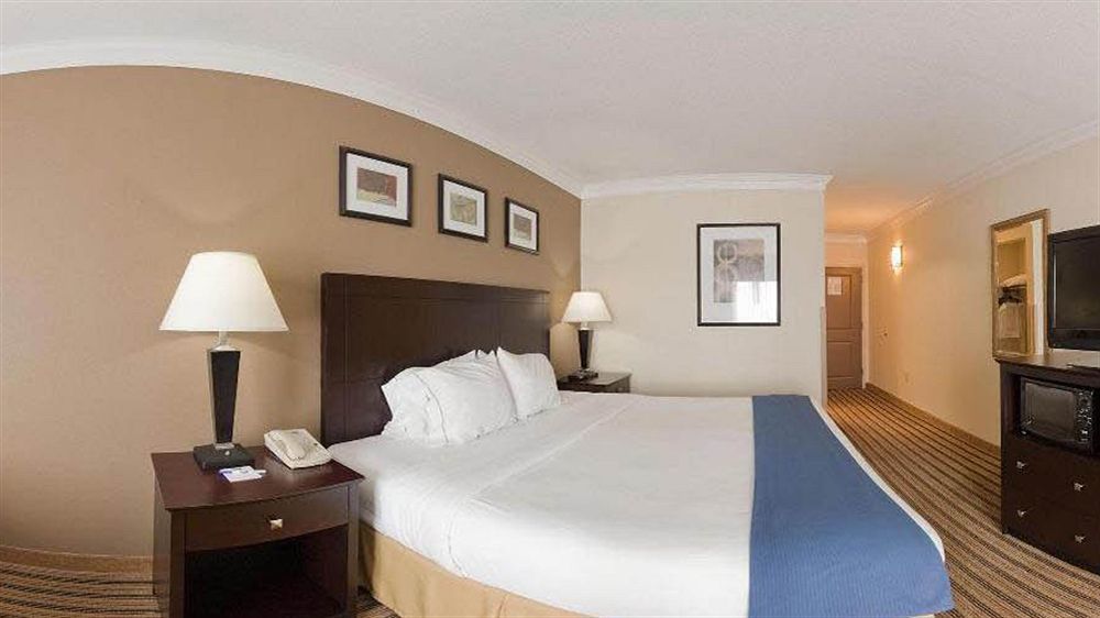 Holiday Inn Express Hotel & Suites Byron By Ihg Dış mekan fotoğraf