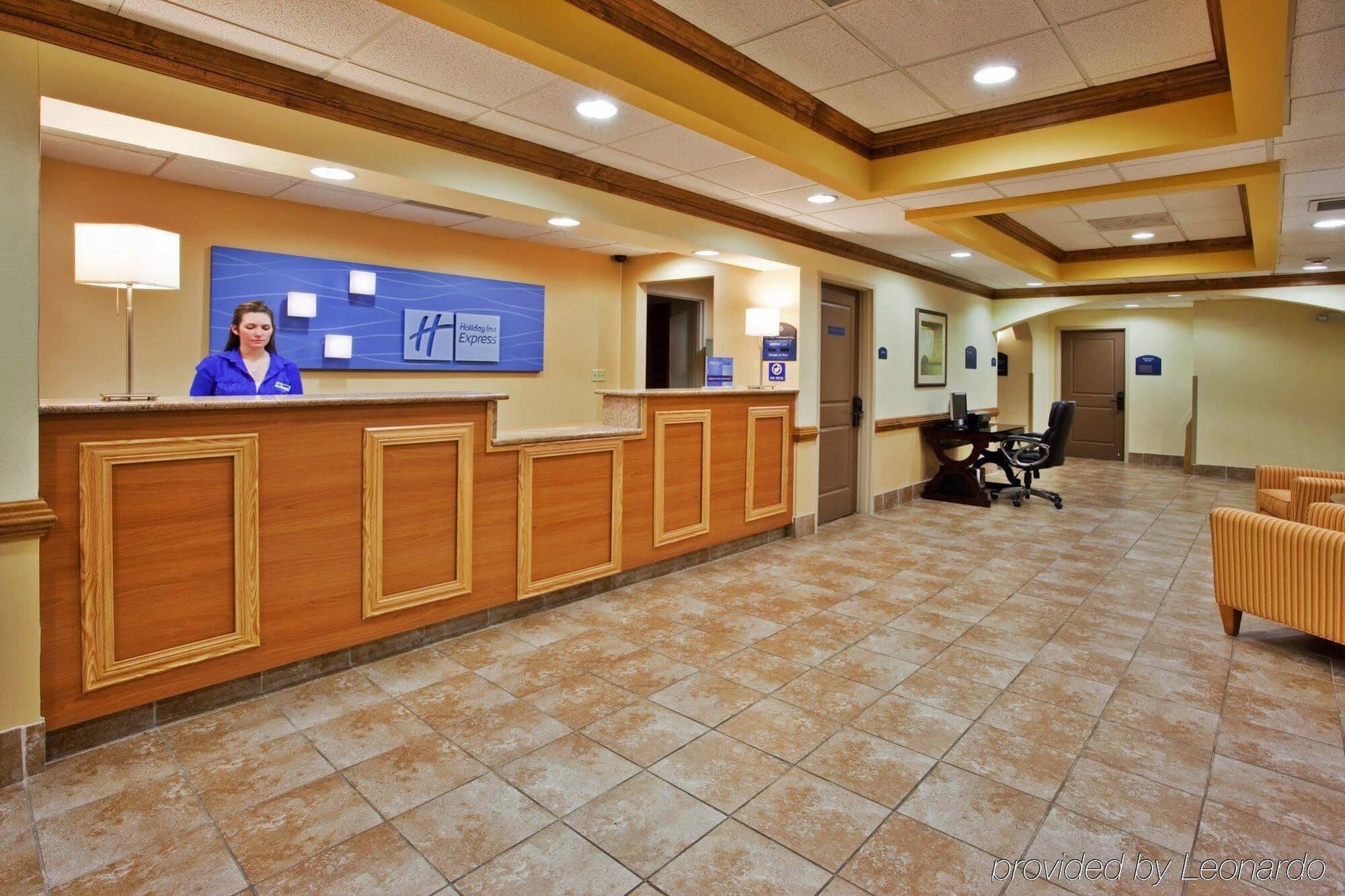 Holiday Inn Express Hotel & Suites Byron By Ihg Dış mekan fotoğraf