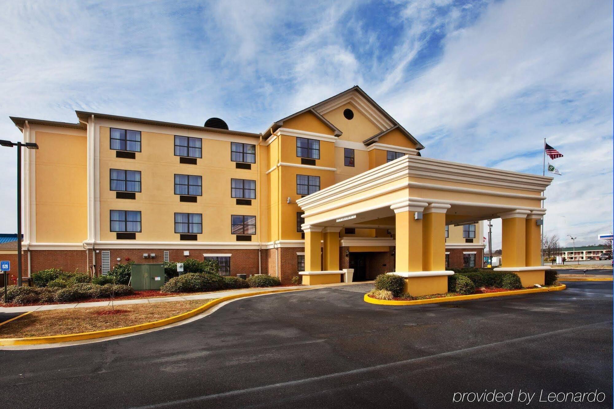 Holiday Inn Express Hotel & Suites Byron By Ihg Dış mekan fotoğraf